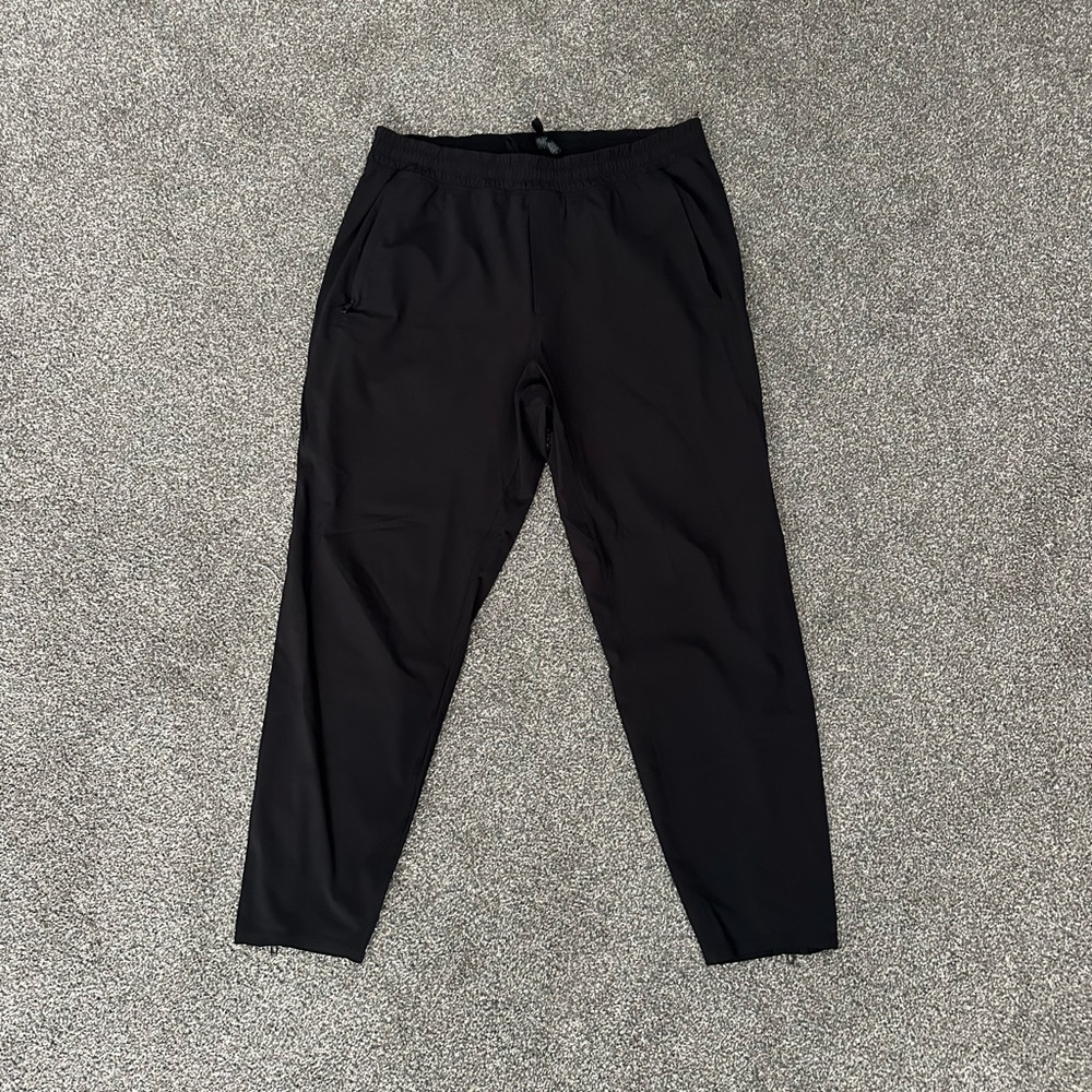 Lululemon Pace Breaker Pant Shorter